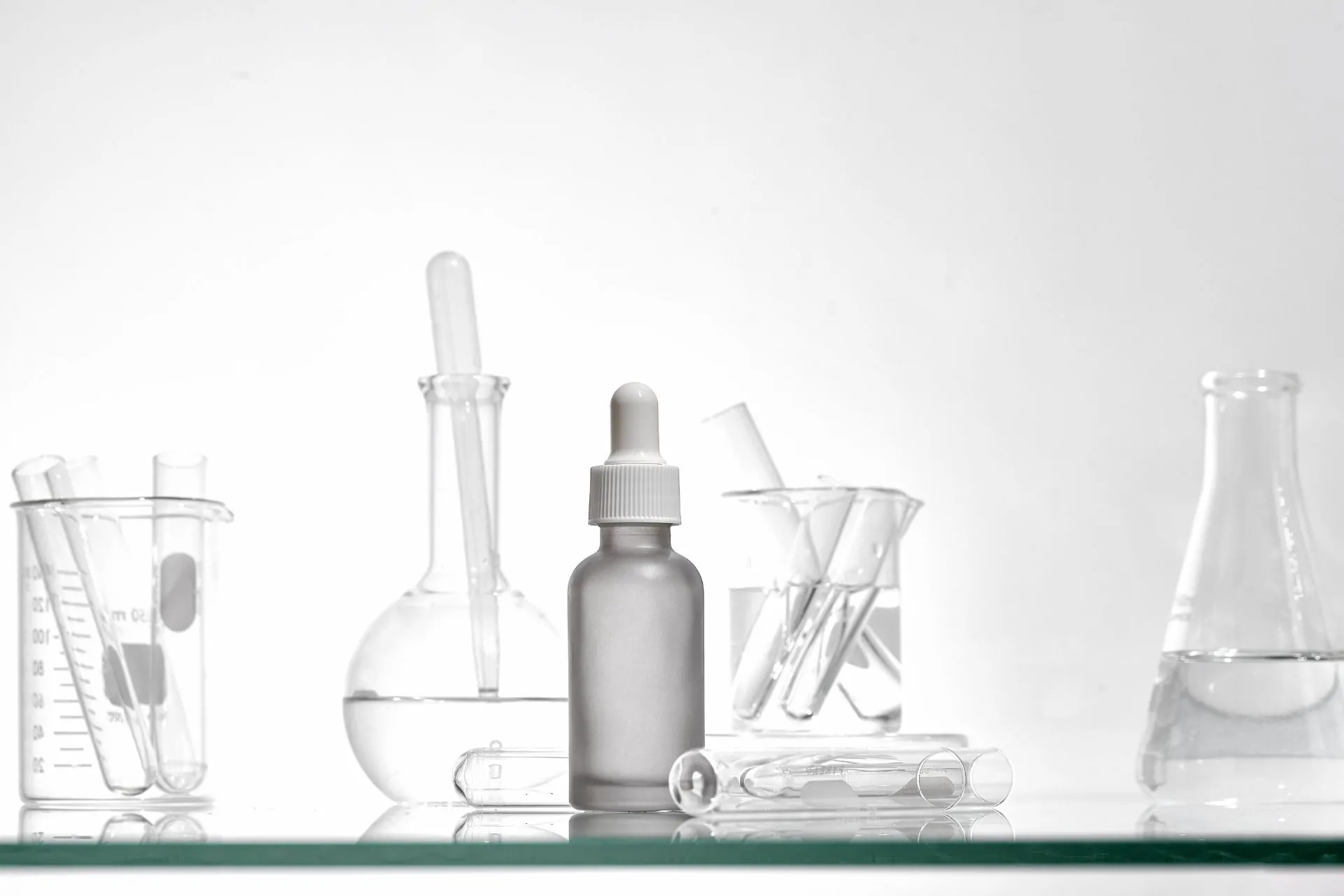 TIBD Services (21) บริการพัฒนา สูตรผลิตภัณฑ์ ดูแลผิวหน้า (Facial Skincare Product Development) ครบวงจร โดย TIBD R&I Partner: ยกระดับแบรนด์สู่มาตรฐานระดับสากล