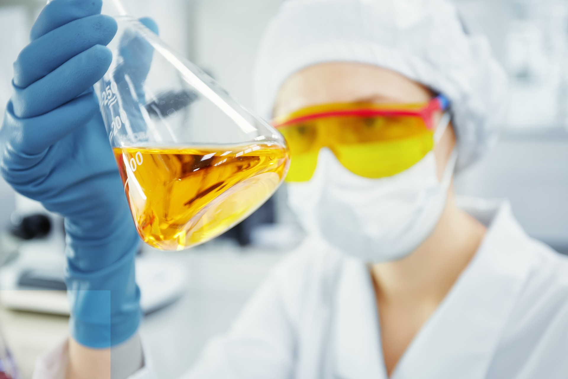 บริการทดสอบความคงตัวสารสกัดในตัวทำละลายน้ำและไกลโคล (Water-Based Extract Stability)