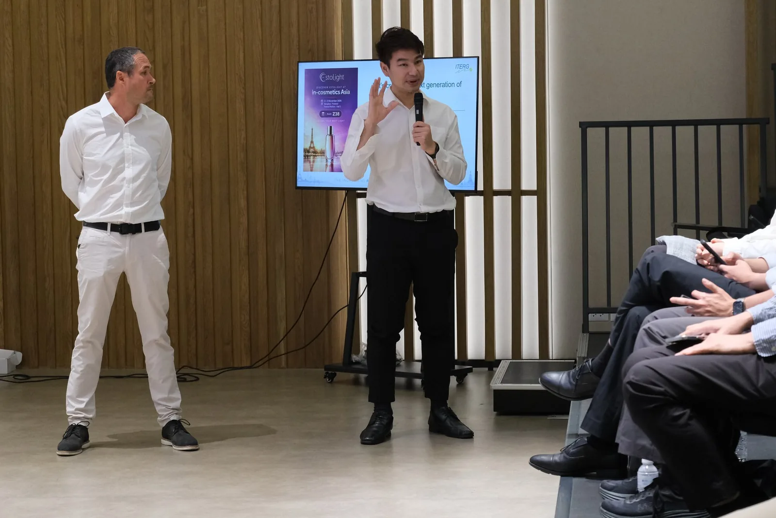 Dr. Wuttipong Panitsettakorn and Didier Pintori of ITERG on stage at TIA 2026